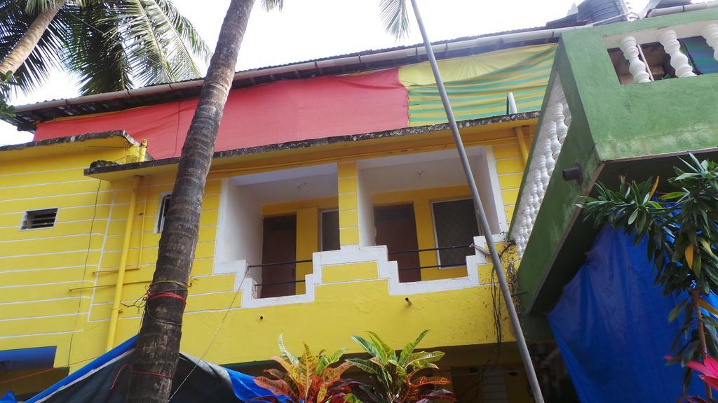 Alina Guest House Calangute Ngoại thất bức ảnh