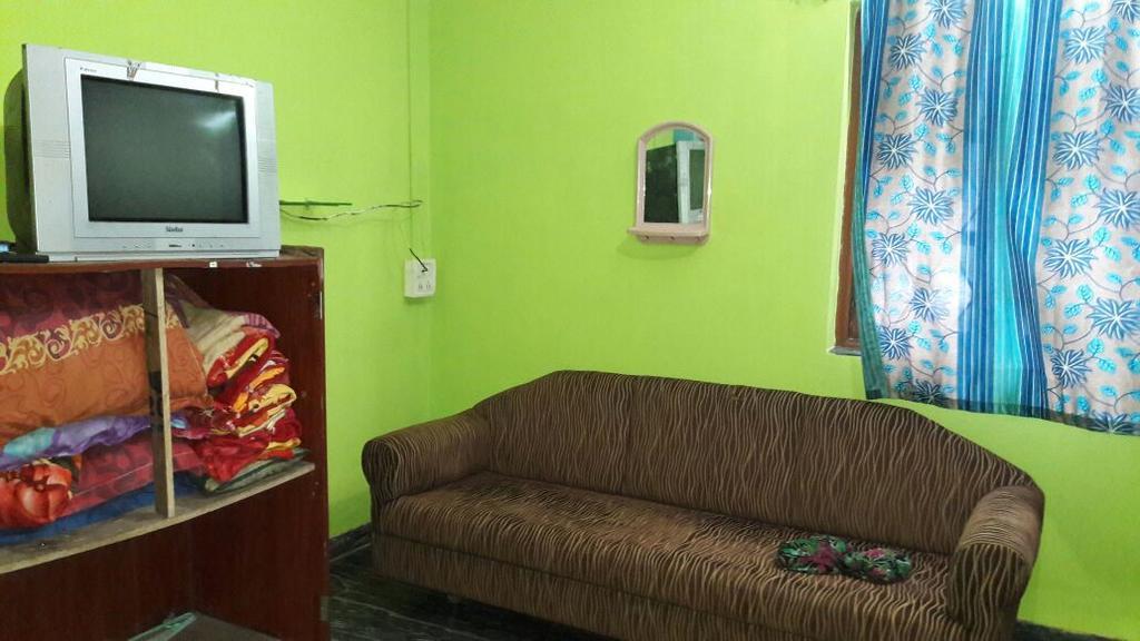 Alina Guest House Calangute Ngoại thất bức ảnh